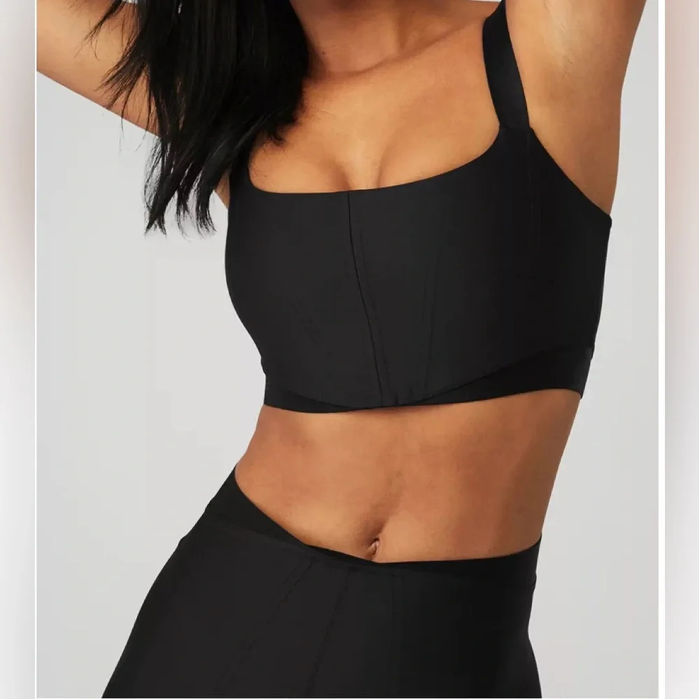 Alo Airlift Corset Bra & Leggings Set - Picture 2 of 10